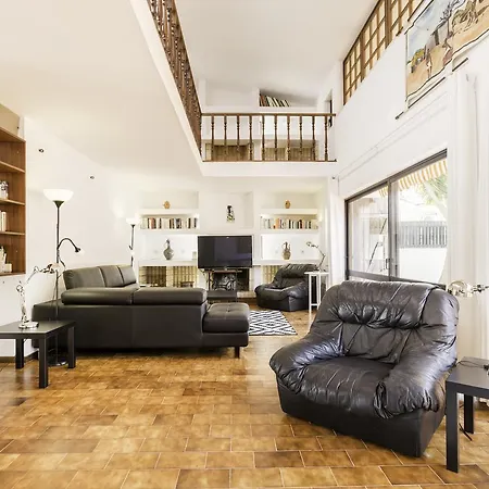 Du Soleil Villa